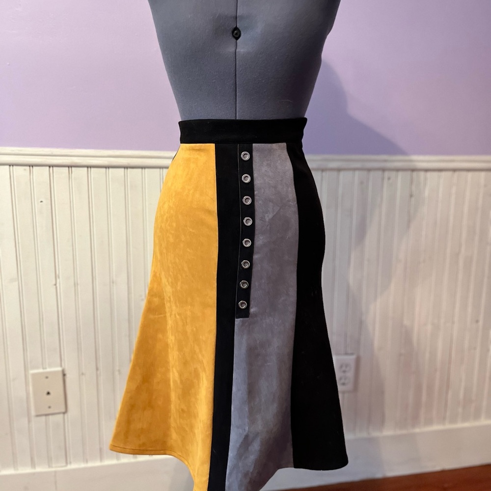 YAL midi skirt/ faux leather